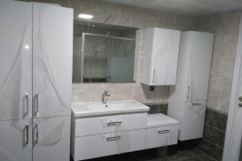 Banyo Dolabı